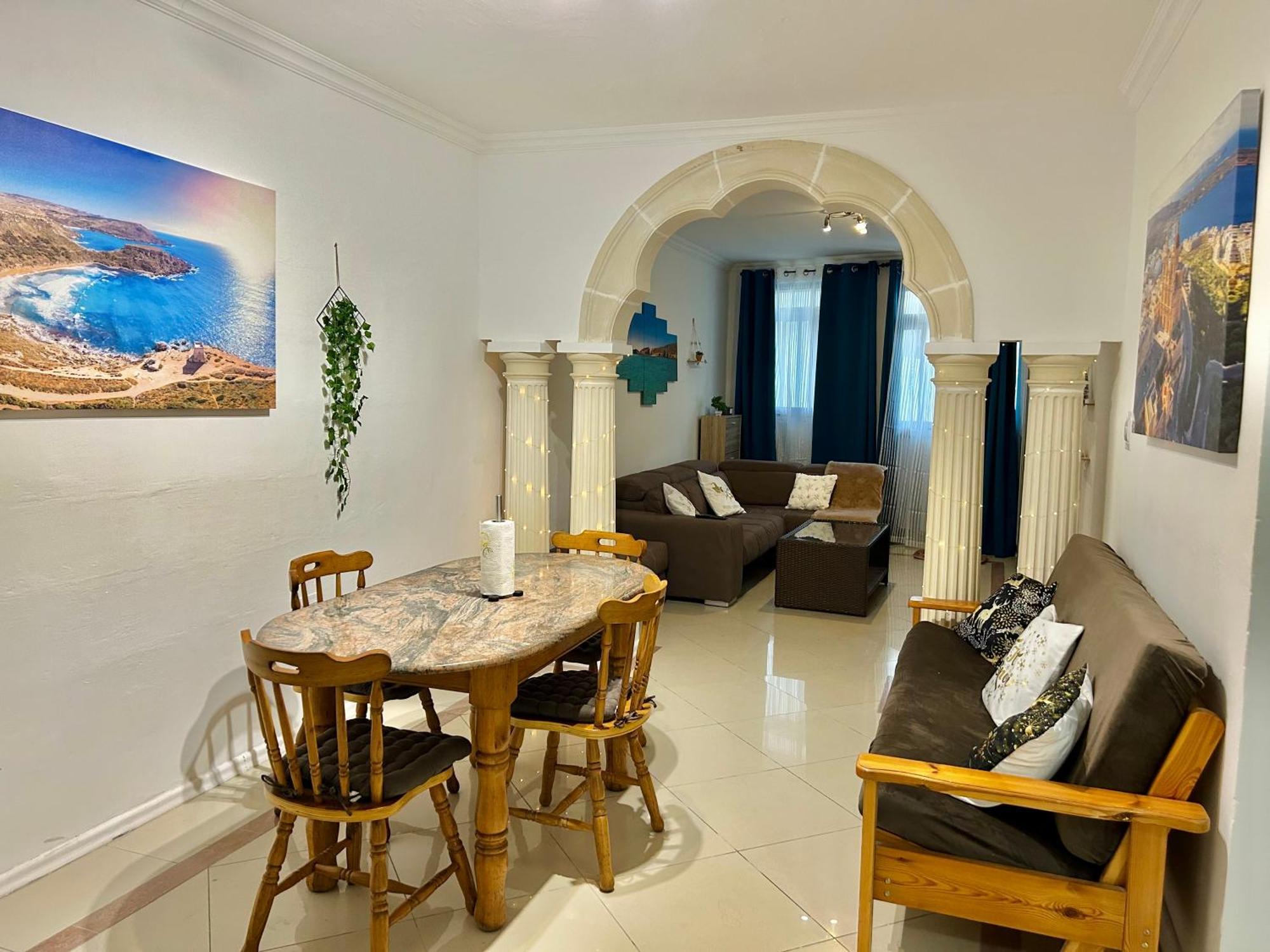 Beach Front 3-Bedroom Holiday Home Mellieħa Εξωτερικό φωτογραφία