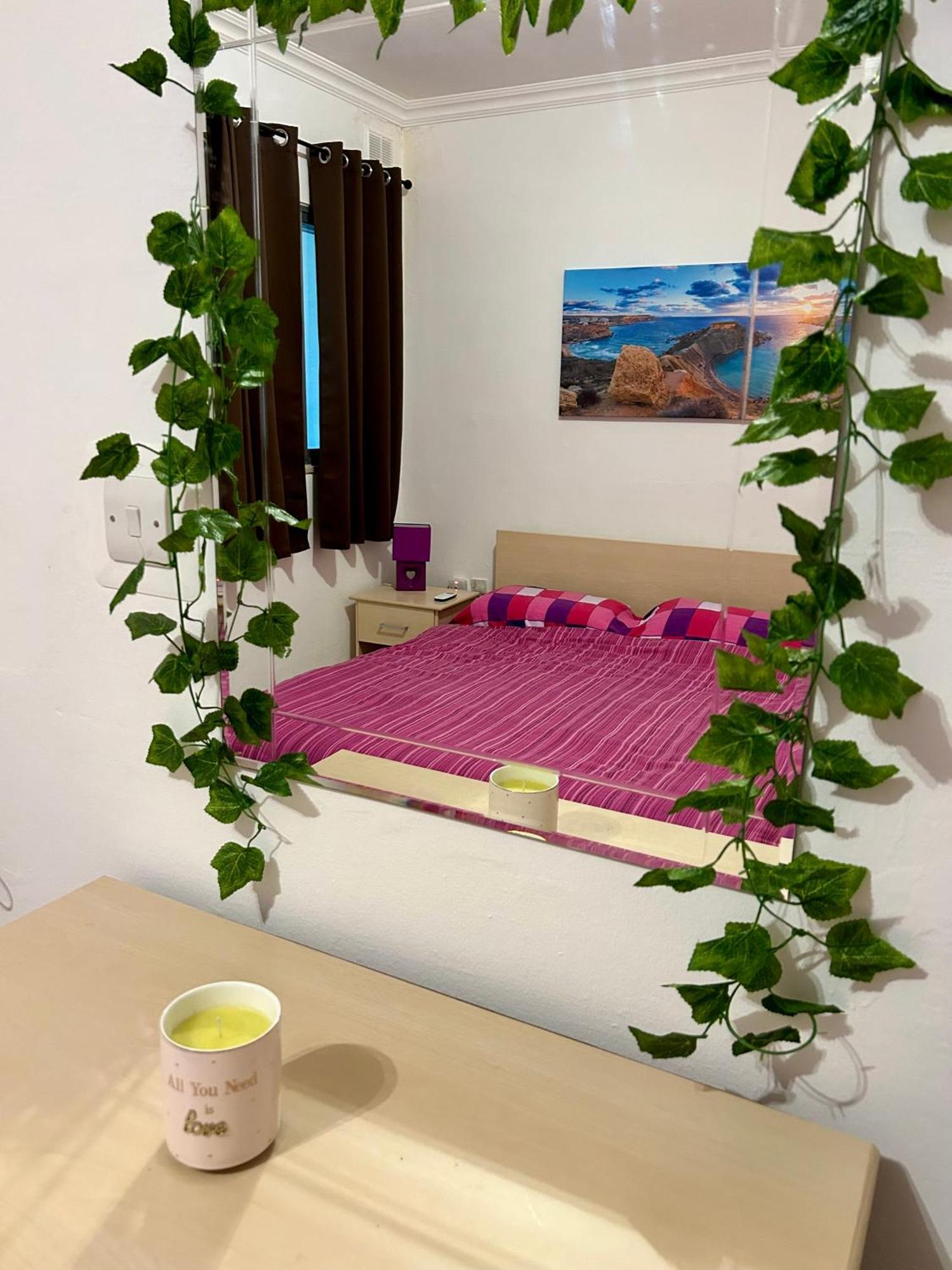Beach Front 3-Bedroom Holiday Home Mellieħa Εξωτερικό φωτογραφία