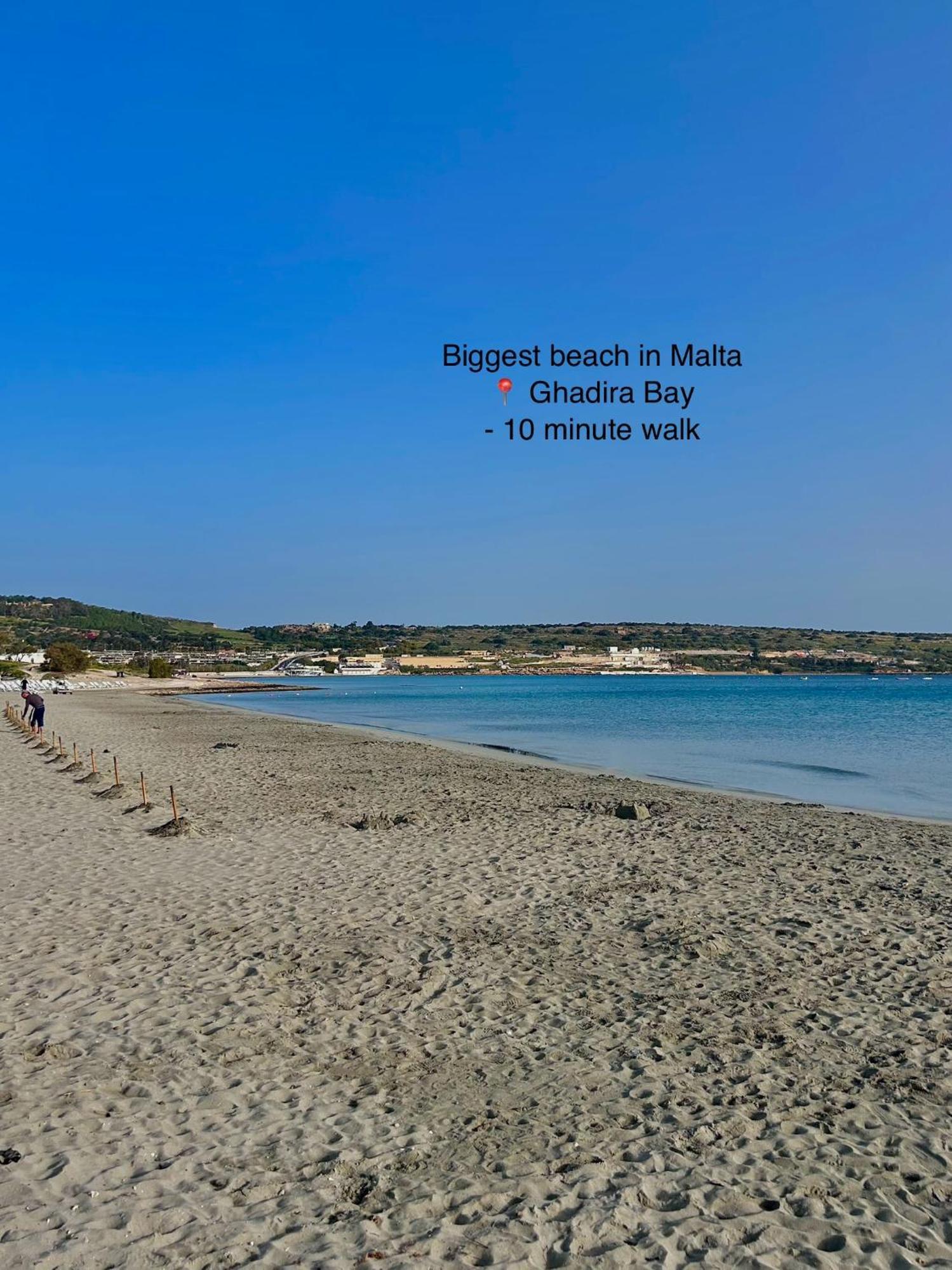 Beach Front 3-Bedroom Holiday Home Mellieħa Εξωτερικό φωτογραφία